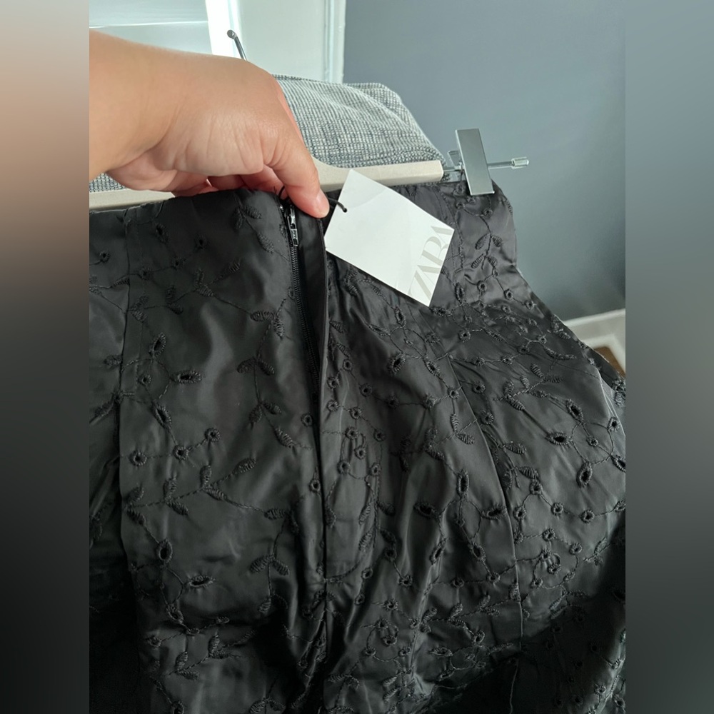 NWT: Zara Eyelet Embroidered High Waisted Pants - Picture 8 of 11